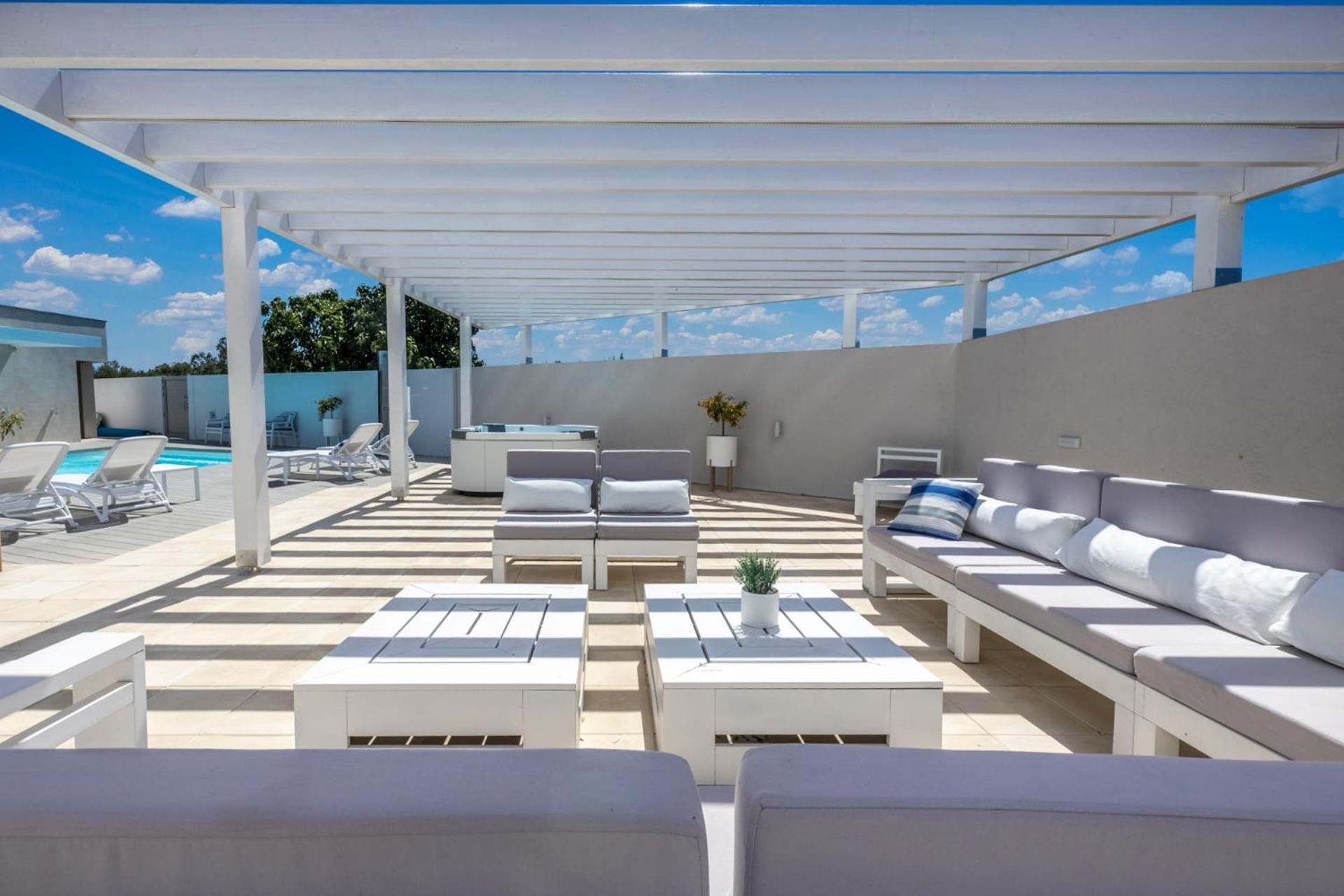 Lalic Gallery Villa Бибине Екстериор снимка