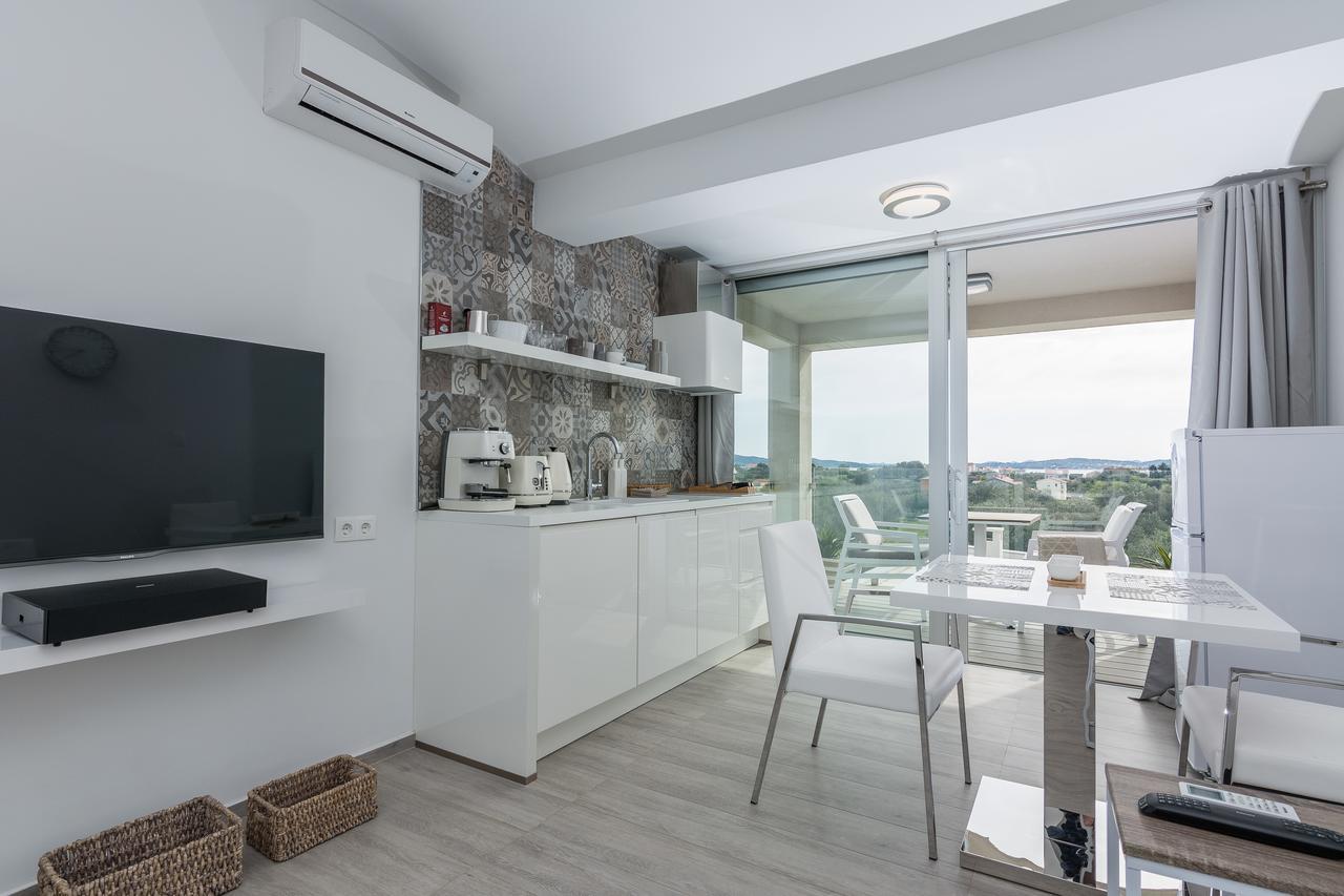 Lalic Gallery Villa Бибине Екстериор снимка