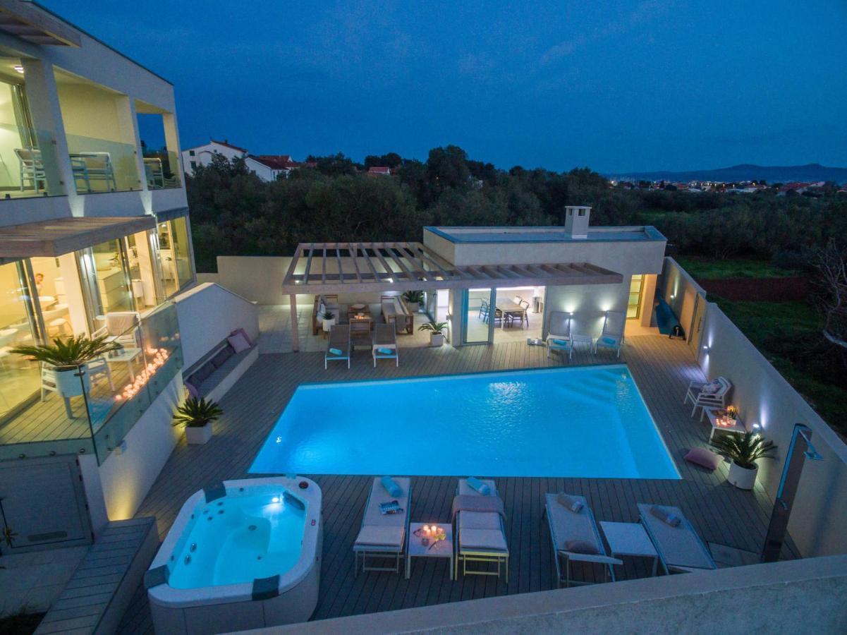 Lalic Gallery Villa Бибине Екстериор снимка